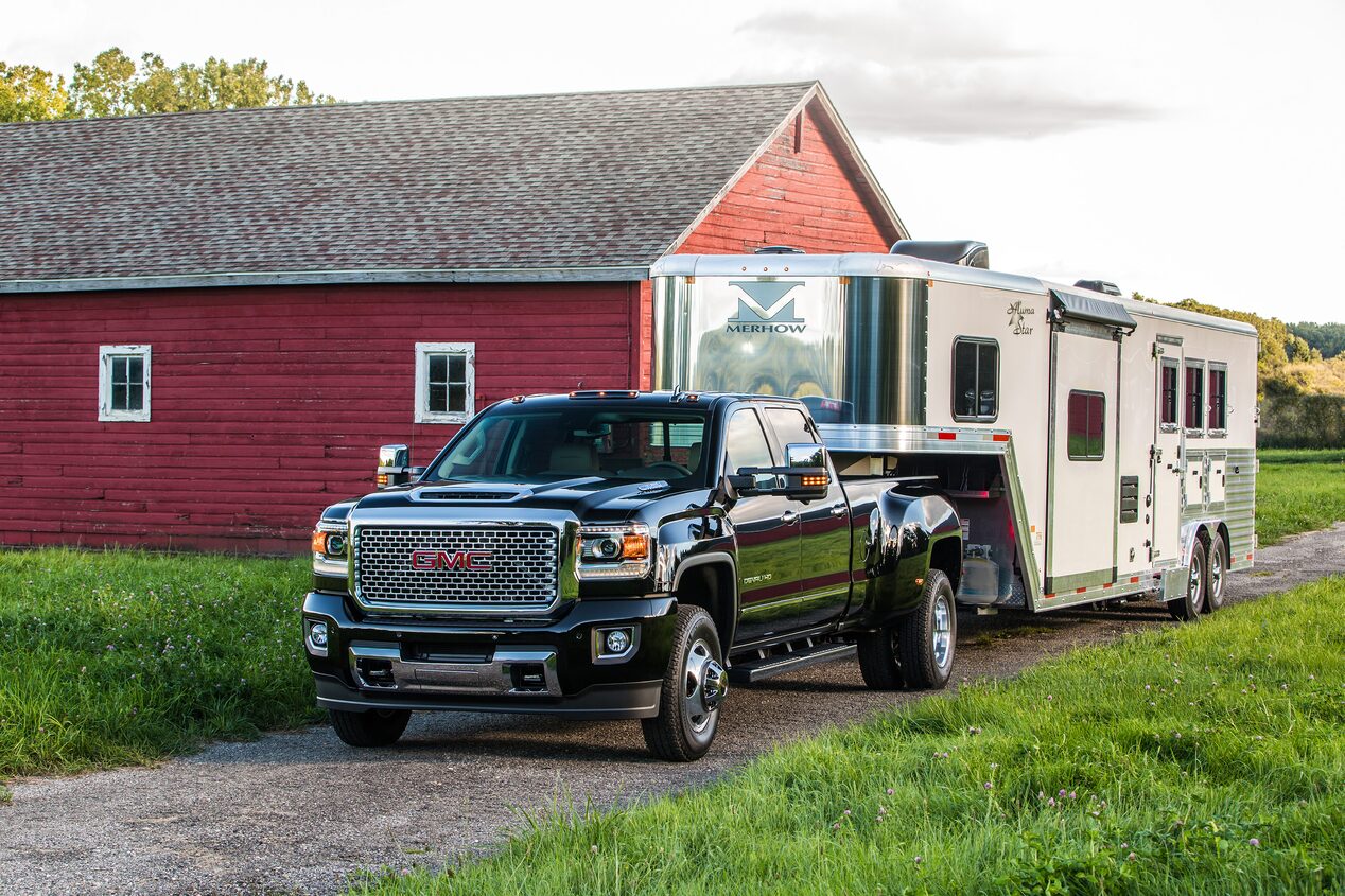 2017 GMC Sierra HD Powerful Diesel Heavy Duty Pickup Trucks