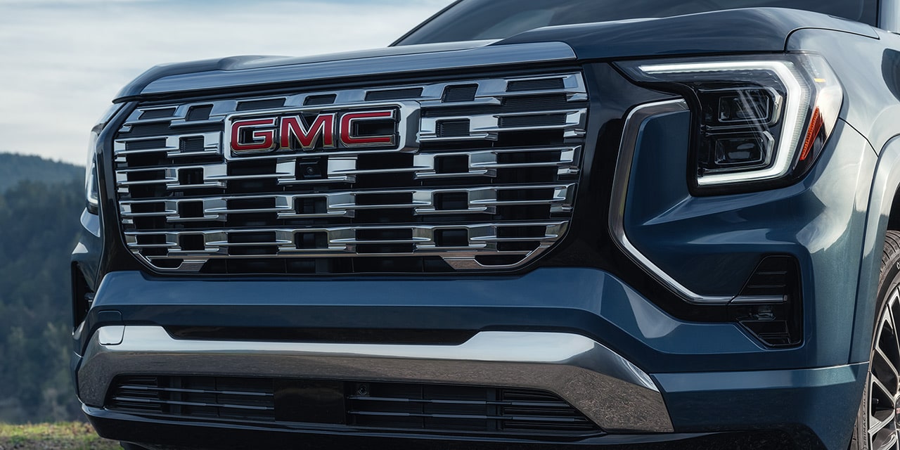Close-up of the Distinct Grille on the 2026 GMC Terrain Denali Luxury SUV