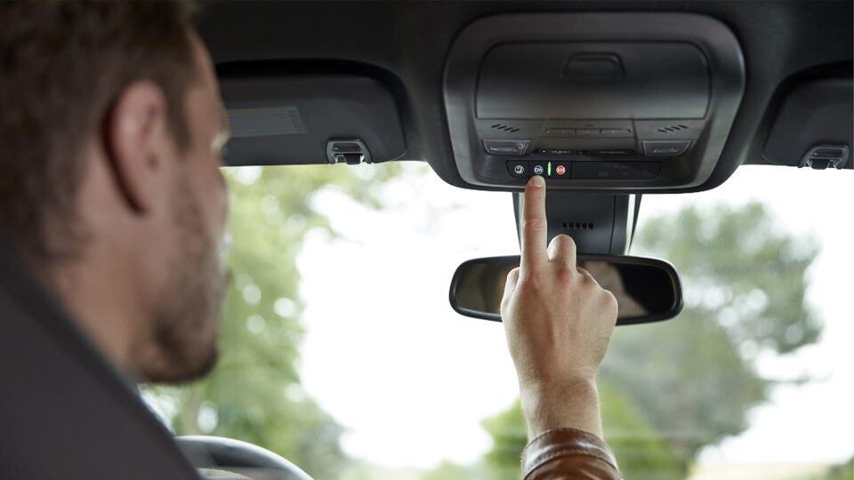 ONSTAR® & GMC CONNECTED SERVICES
