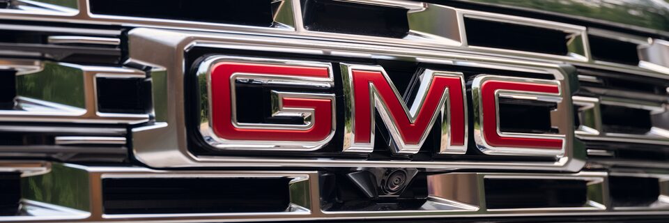 Close-up of the GMC Badging on the Acadia Grille