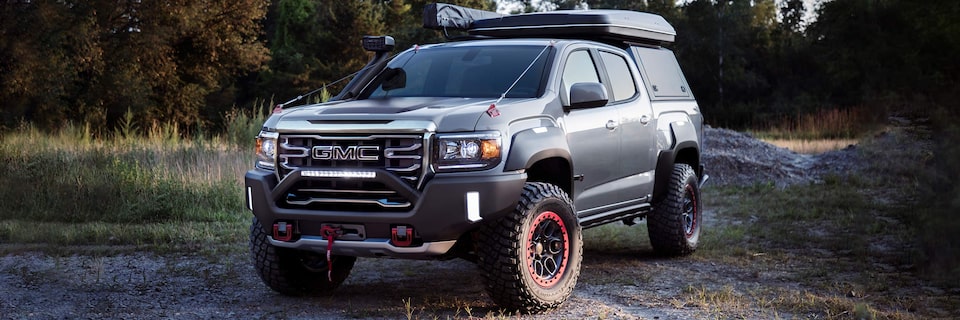 Front View of the GMC Canyon AT4