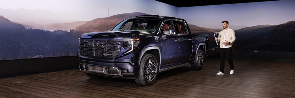 INTRODUCING GMC LIVE: A NEW WAY TO SHOP FOR A NEW GMC VEHICLE