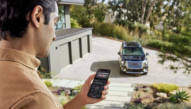 CONNECT LIKE NEVER BEFORE WITH THE MYGMC MOBILE APP