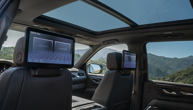 HOW TO USE YUKON’S REAR-SEAT MEDIA SYSTEM 