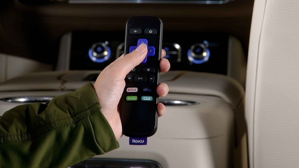 How to use Roku remote in rear seat entertainment of 2021 GMC Yukon Full-Size SUV