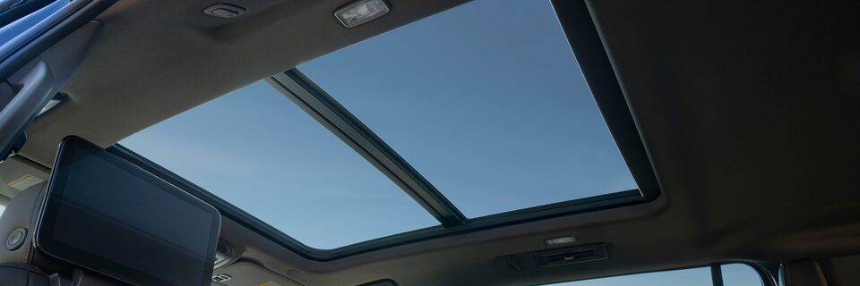 GMC Yukon Denali Premium Full-Size SUV Sunroof