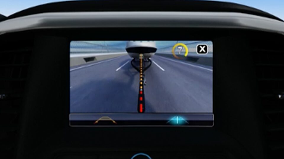 2019 GMC Safety: hitch guidance video still
