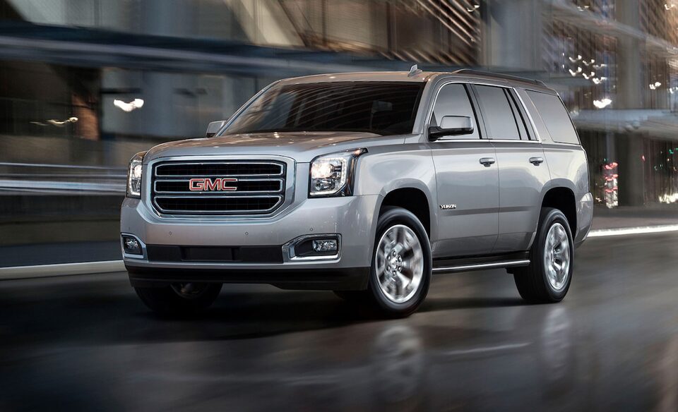 GMC Yukon Full-size SUV with Advanced Lease Protection Front Side View