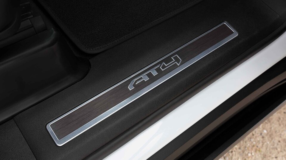 2022 GMC Yukon AT4 Interior Details