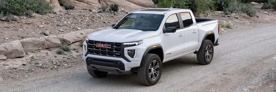2023 GMC Canyon AT4 Driving Off Road 