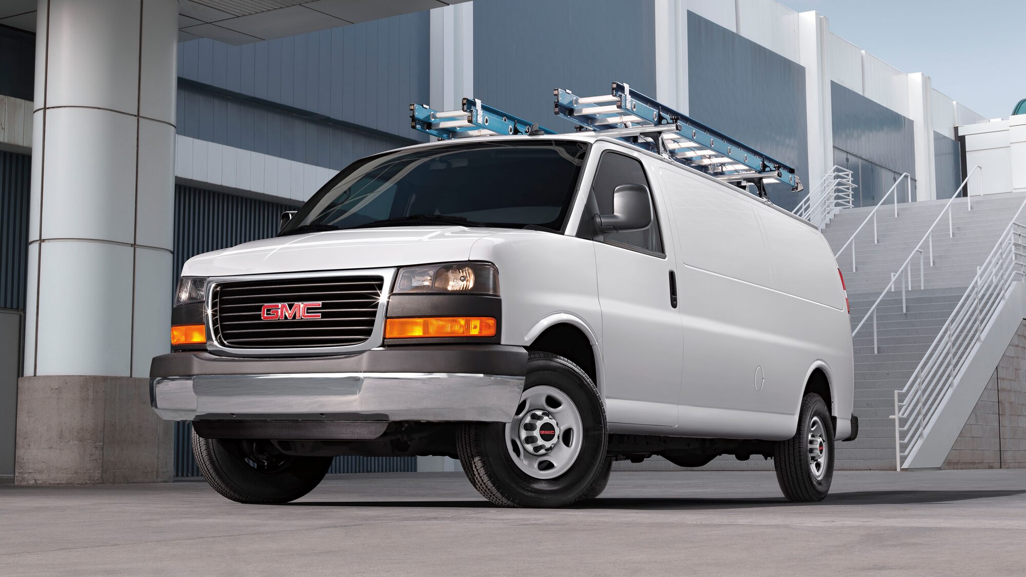 2020 GMC Savana 2500 in Naples, FL | DeVoe Buick GMC
