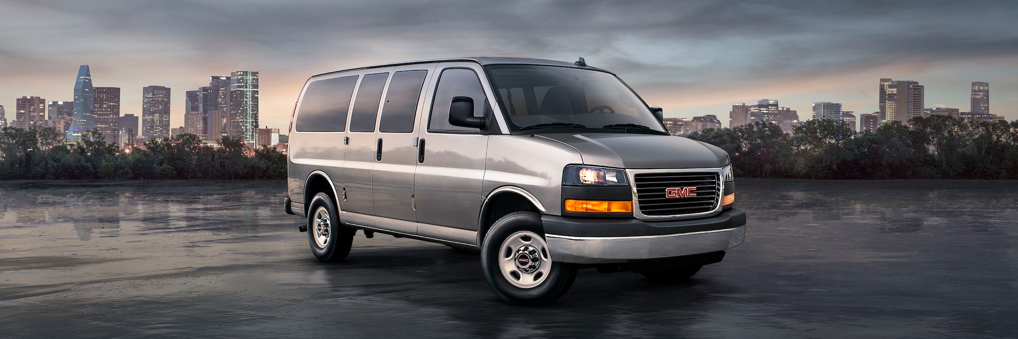 gmc savana family van