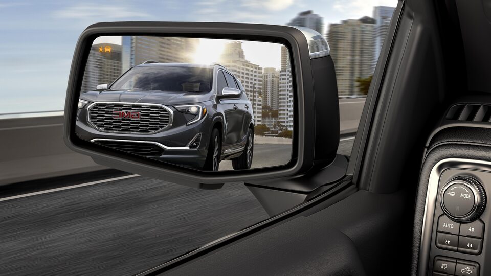 Safety Features | 2020 GMC Sierra 1500 SLE/SLT Pickup Truck Safety Features | 2020 GMC Sierra 1500 SLE/SLT Pickup Truck