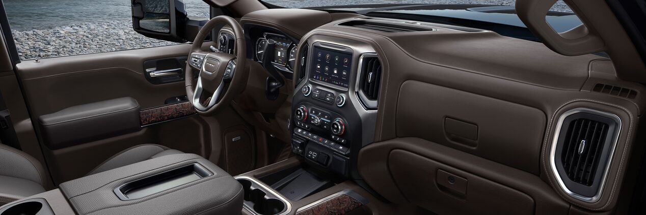 Interior Features | 2020 Sierra Denali 2500HD & 3500HD | Truck