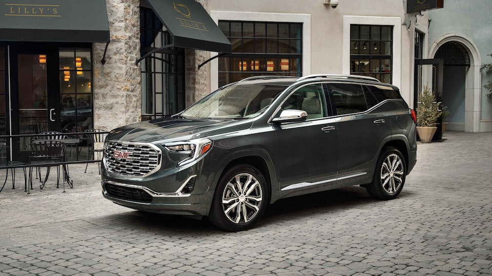 2021 GMC Terrain Small SUV with Automatic Parking Assist