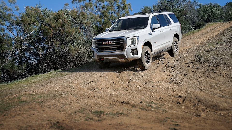 2021 GMC Yukon Full size SUV with Descending with Hill Descent Control