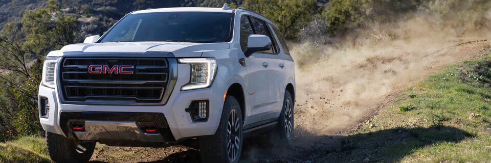 2021 GMC Yukon Full size SUV Interior Header Infotainment System