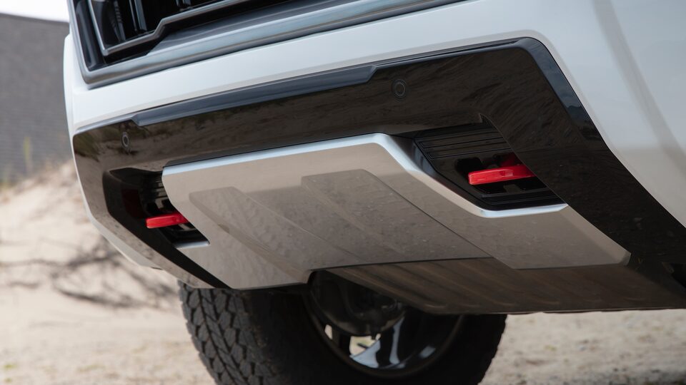2021 GMC Yukon Full size SUV Ascending with Hill Start Assist