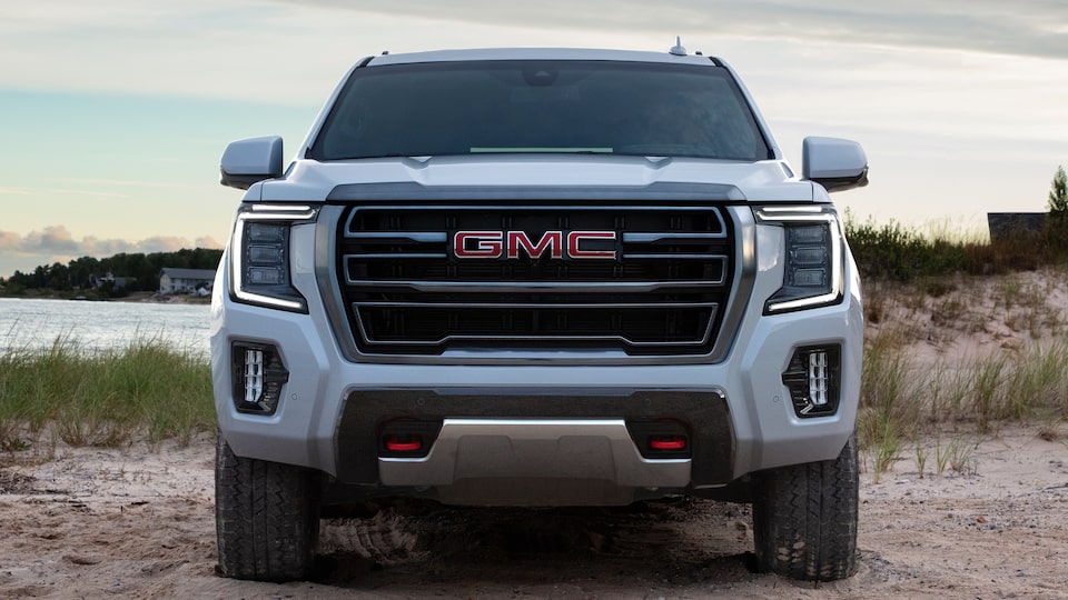 2021 GMC Yukon Full size SUV with Descending with Hill Descent Control