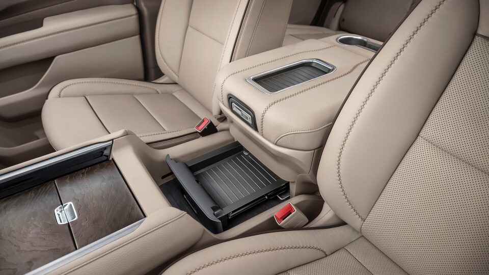 Interior Features 2021 Gmc Yukon Full Size Suv
