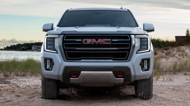 2021 gmc yukon | slt & sle, at4, and denali | full-size suv