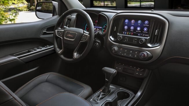 2022 GMC Canyon Denali Interior Dashboard
