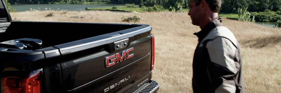 Video of 2021 GMC Sierra HD AT4 Heavy Duty Off-Road Truck MultiPro Tailgate