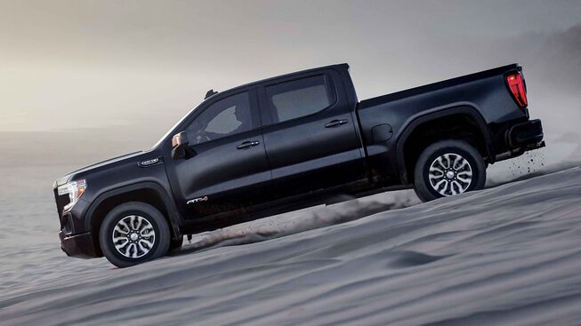 2021 GMC Sierra 1500 AT4 Off-Road Truck downhill descent