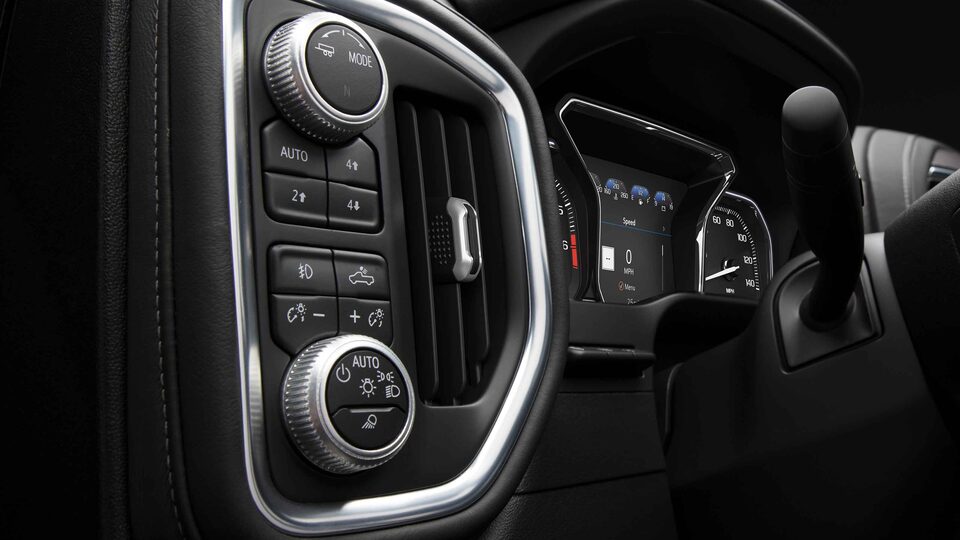 2021 GMC Sierra 1500 Denali Luxury Truck with 2-speed AutoTrac transfer case