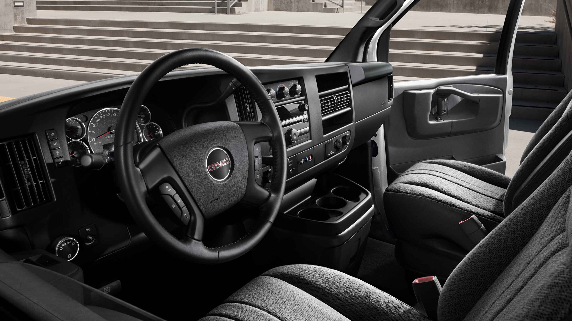 2020 gmc savana body styles