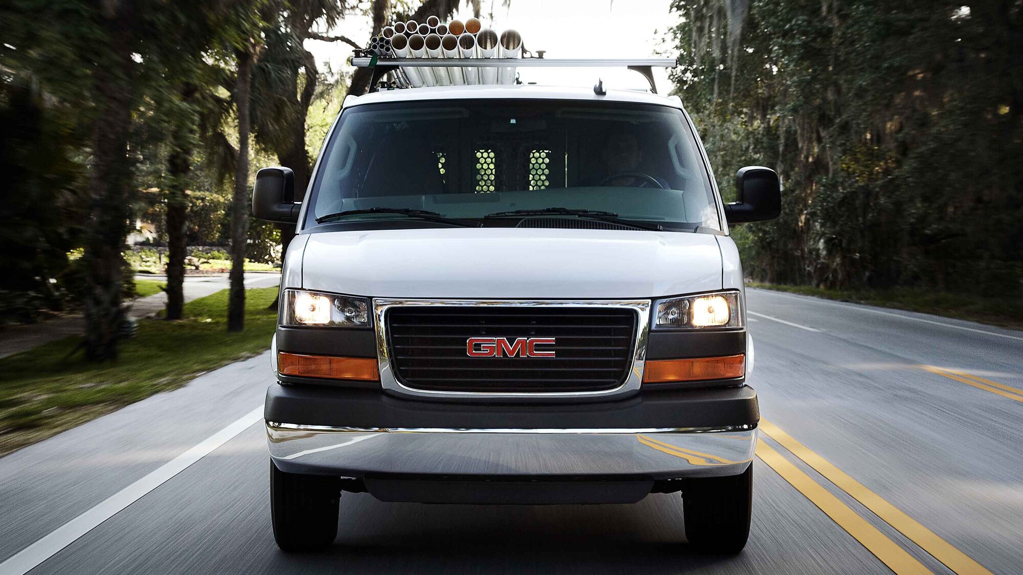 2020 gmc savana body styles