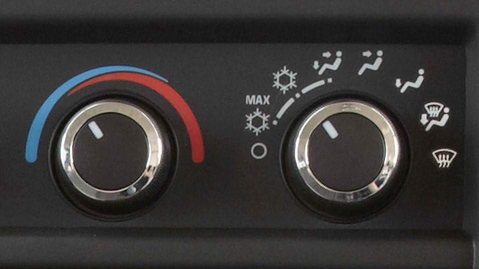 2021 GMC Savana Passenger Van with rear climate controls