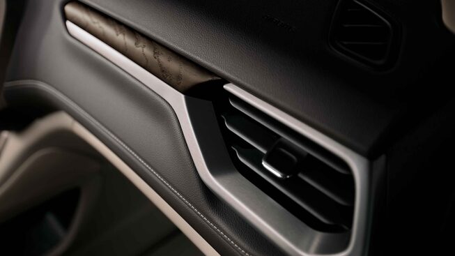 2022 GMC Acadia Denali Mid-Size Luxury SUV Interior Ventilation Close Up