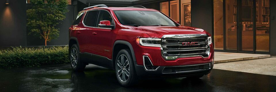 2022 Acadia SLT Exterior Front Side View