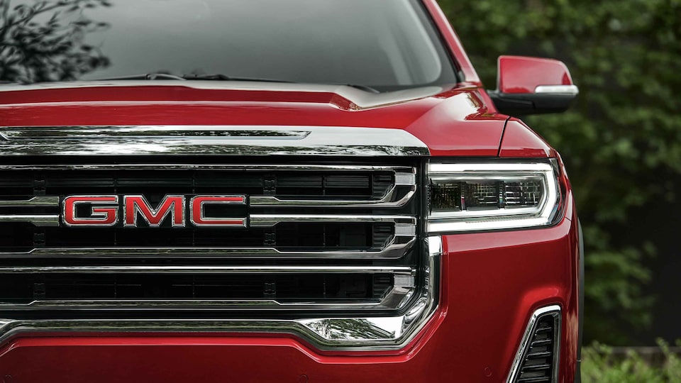 2021 GMC Acadia Mid-Size SUV Front Grille Close up