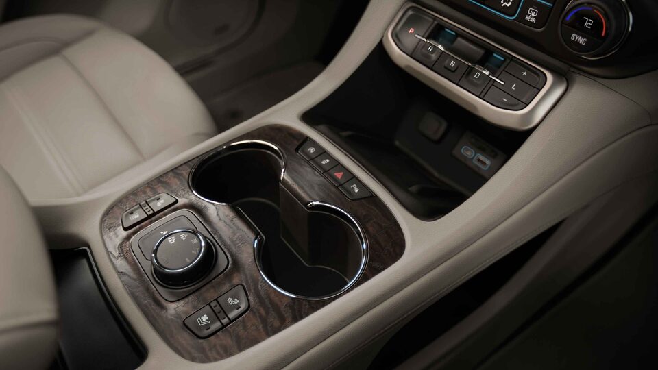 2022 Gmc Acadia Tan Interior