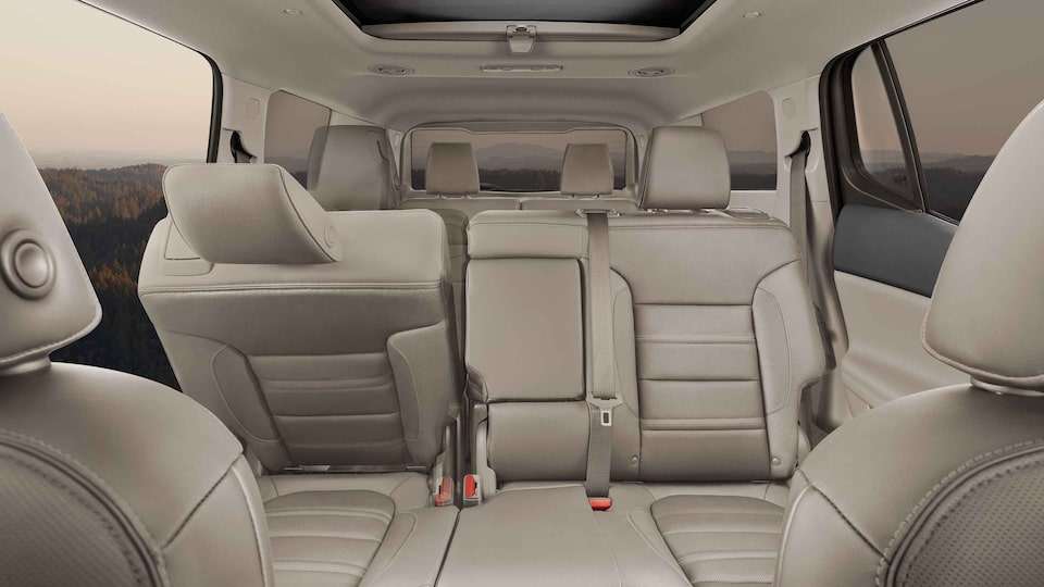 Interior Features 2022 GMC Acadia MidSize SUV