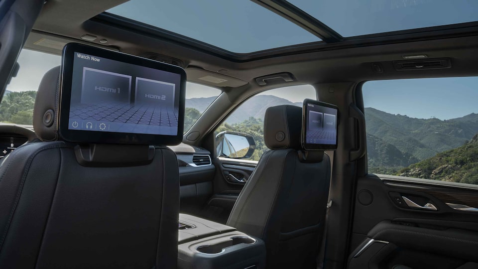 Model Overview 2022 GMC Yukon Denali Luxury FullSize SUV