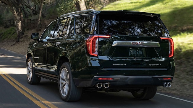 2022 GMC Yukon Denali Rear Side View