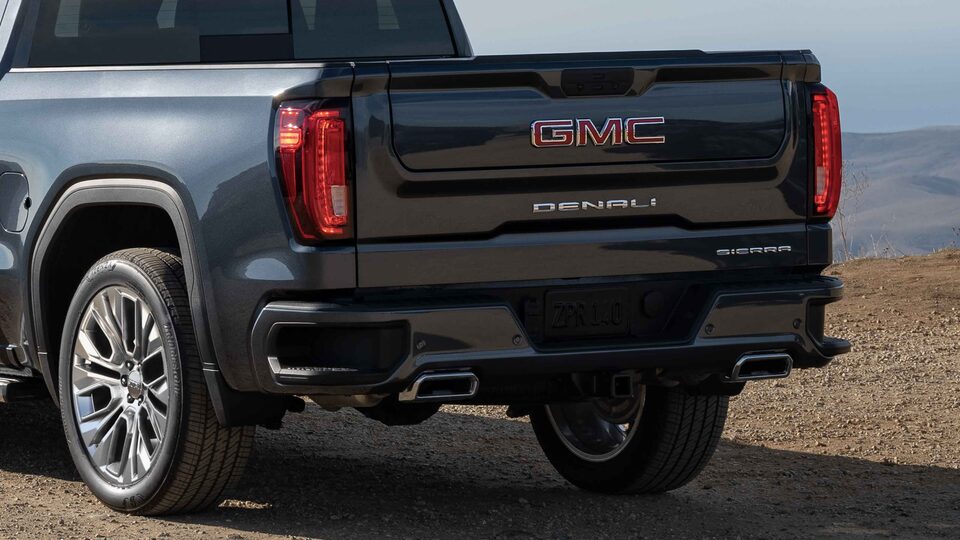 2021 GMC Sierra 1500 Pickup Truck with cornersteps on rear bumper