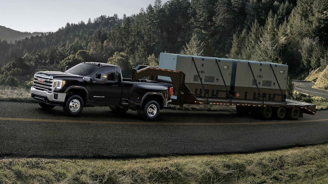 2022 GMC Sierra HD Towing Heavy Trailer