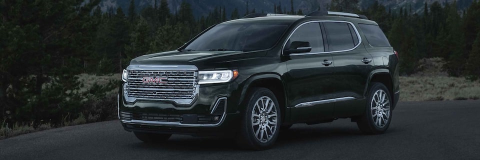 2023 GMC Acadia Denali Exterior Front Side View
