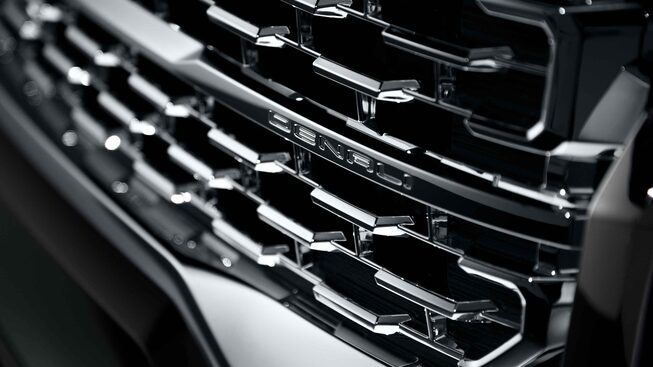 2023 GMC Acadia Denali Mid-Size Luxury SUV Exterior Grille Close up