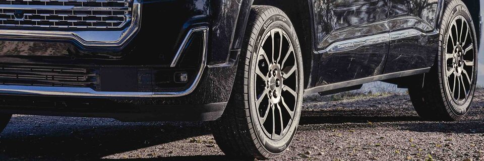 The Stylish Painted Wheels on the GMC Acadia Denali