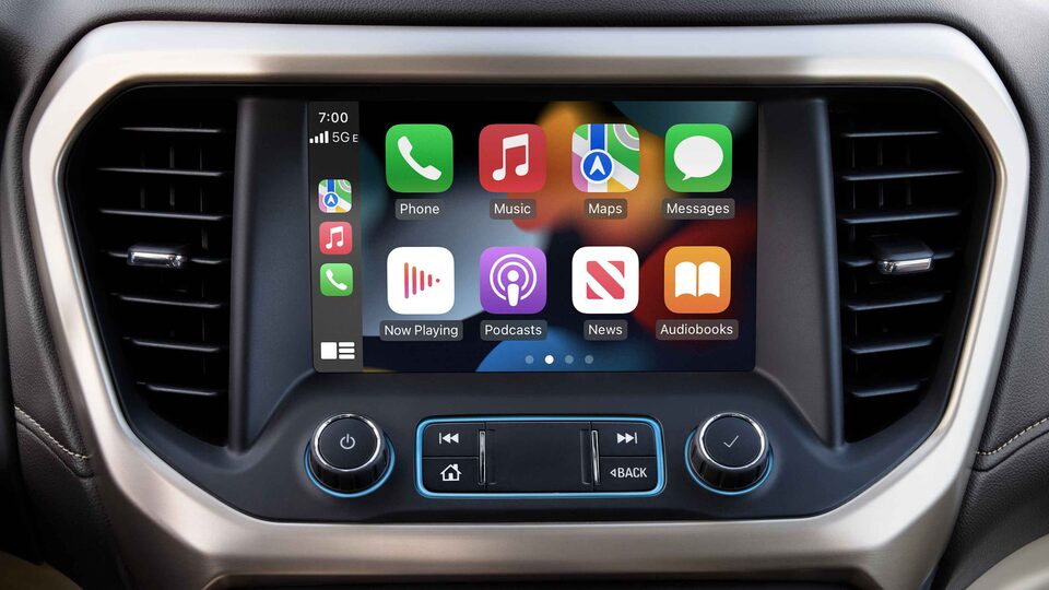 2023 GMC Acadia mid-size SUV with Apple Carplay