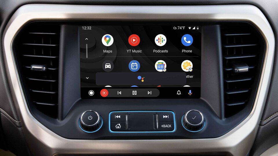 8" Diagonal GMC Infotainment System on the GMC Acadia