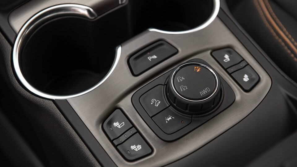 GMC Terrain AT4 AWD Traction Select System