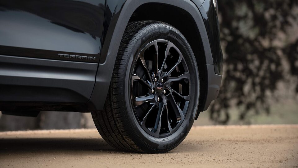 Closeup on Rims and Tires on the Ebony Twilight GMC Terrain SLT