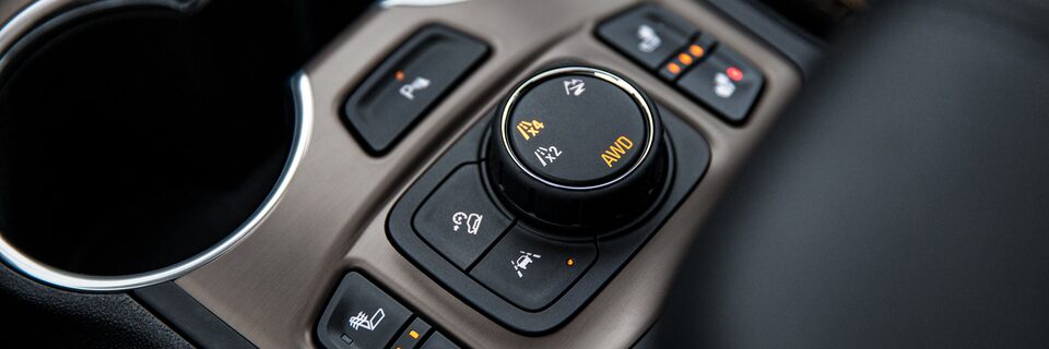 GMC Terrain AT4 All-Wheel-Drive Traction System