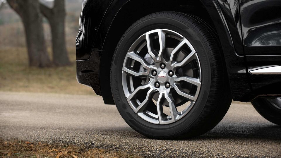 Closeup of Bright Machined Aluminum Wheels on GMC Terrain